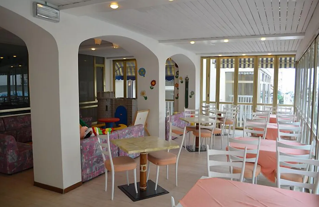 Hotel Marea con Piscina NUOVA GESTIONE-1